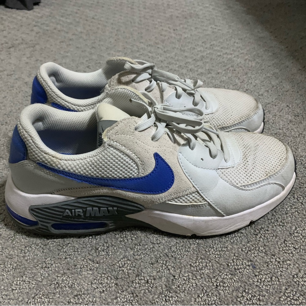 Nike AirMaxes